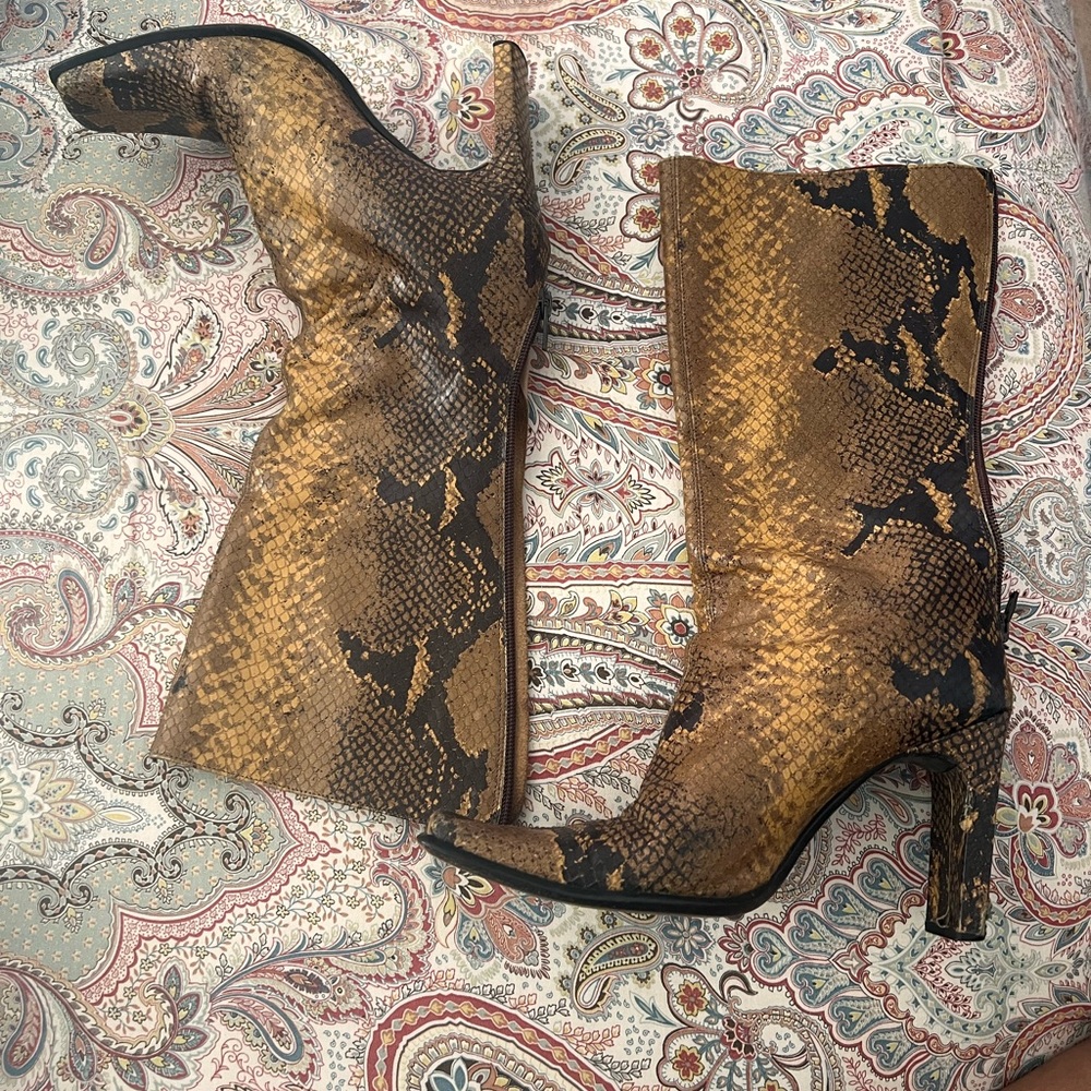 Yellow and Brown Leather Snake calf high boots. Great condition. 6.5